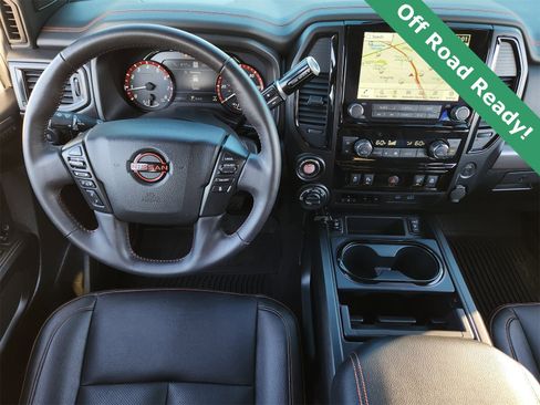 Used 2024 Nissan Titan PRO-4X w/ Pro-4x Convenience Package image 27