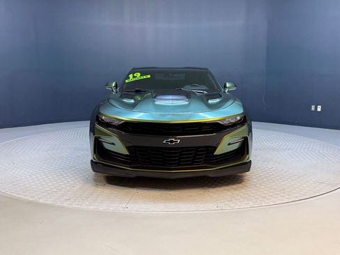 Used 2019 Chevrolet Camaro SS image 6