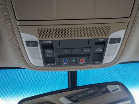 Used 2017 Acura RDX Technology Package image 28