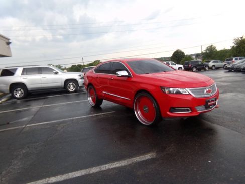 Used 2014 Chevrolet Impala LTZ FWD image 4