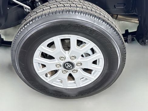 Certified 2025 Toyota Tacoma SR AWD/4WD image 28