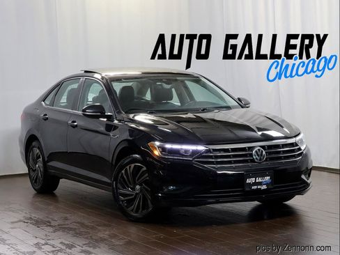 Used 2019 Volkswagen Jetta SEL Premium FWD image 1