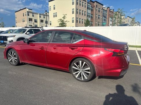 Used 2020 Nissan Altima 2.5 SR FWD image 4