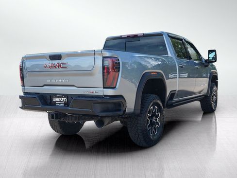Used 2024 GMC Sierra 2500 AT4X AWD/4WD image 5