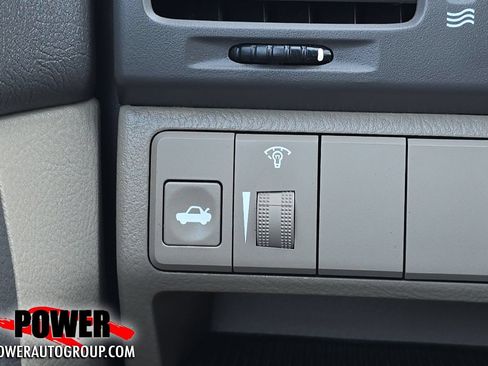 Used 2005 Kia Spectra EX FWD image 1