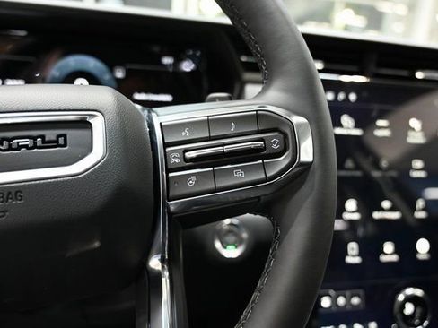 New 2026 GMC Terrain Denali w/ LPO, Black Badging Package image 22