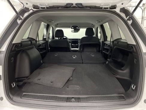 Used 2024 Jeep Grand Cherokee Laredo image 16