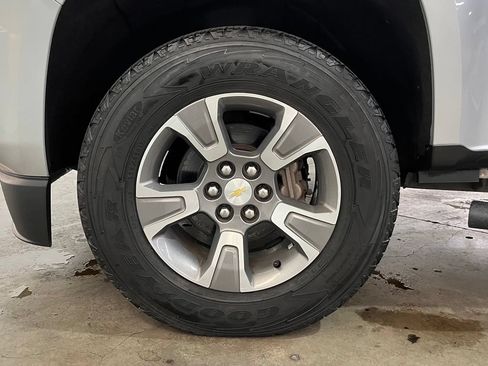 Used 2016 Chevrolet Colorado Z71 AWD/4WD image 14