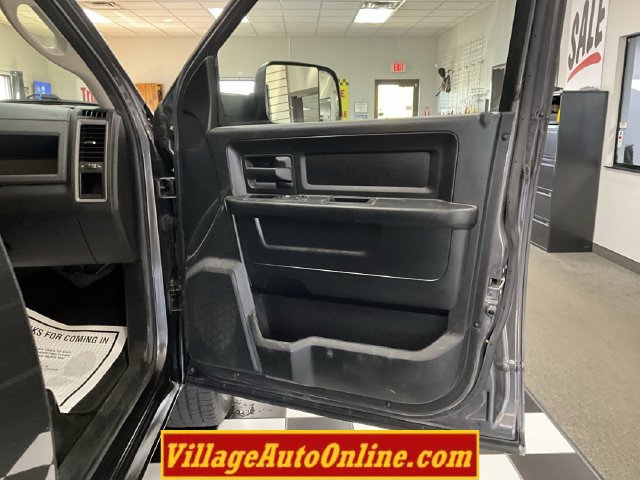 Used 2014 RAM 1500 Express AWD/4WD image 30