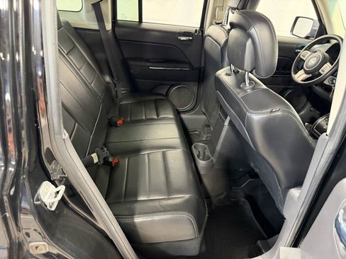 Used 2012 Jeep Patriot Limited w/ Sun/Sound Group AWD/4WD image 15