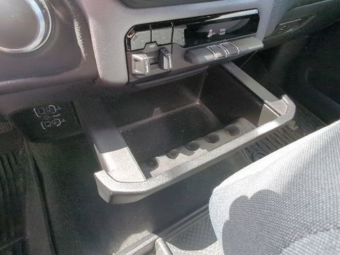 Certified 2021 RAM 1500 Big Horn RWD image 18