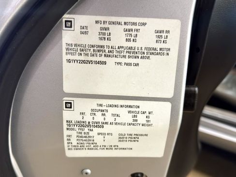 Used 1997 Chevrolet Corvette Coupe w/ Memory Pkg image 58