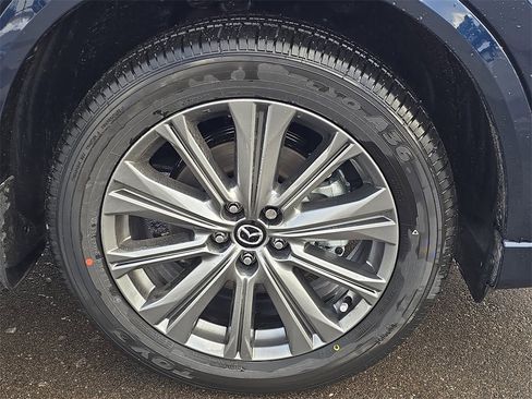 New 2025 MAZDA CX-5 Signature image 5