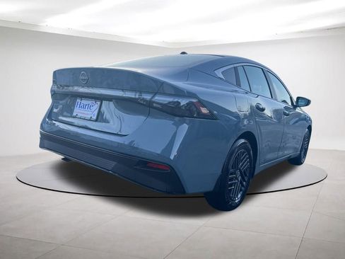 New 2026 Nissan Sentra SV w/ SV Convenience Package FWD image 5