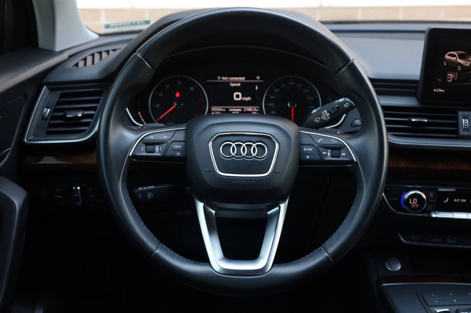 Used 2018 Audi Q5 2.0T Premium AWD/4WD image 33