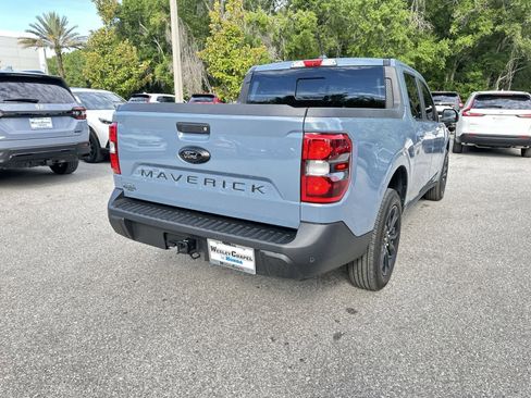 Used 2024 Ford Maverick Lariat w/ Black Appearance Package FWD image 6
