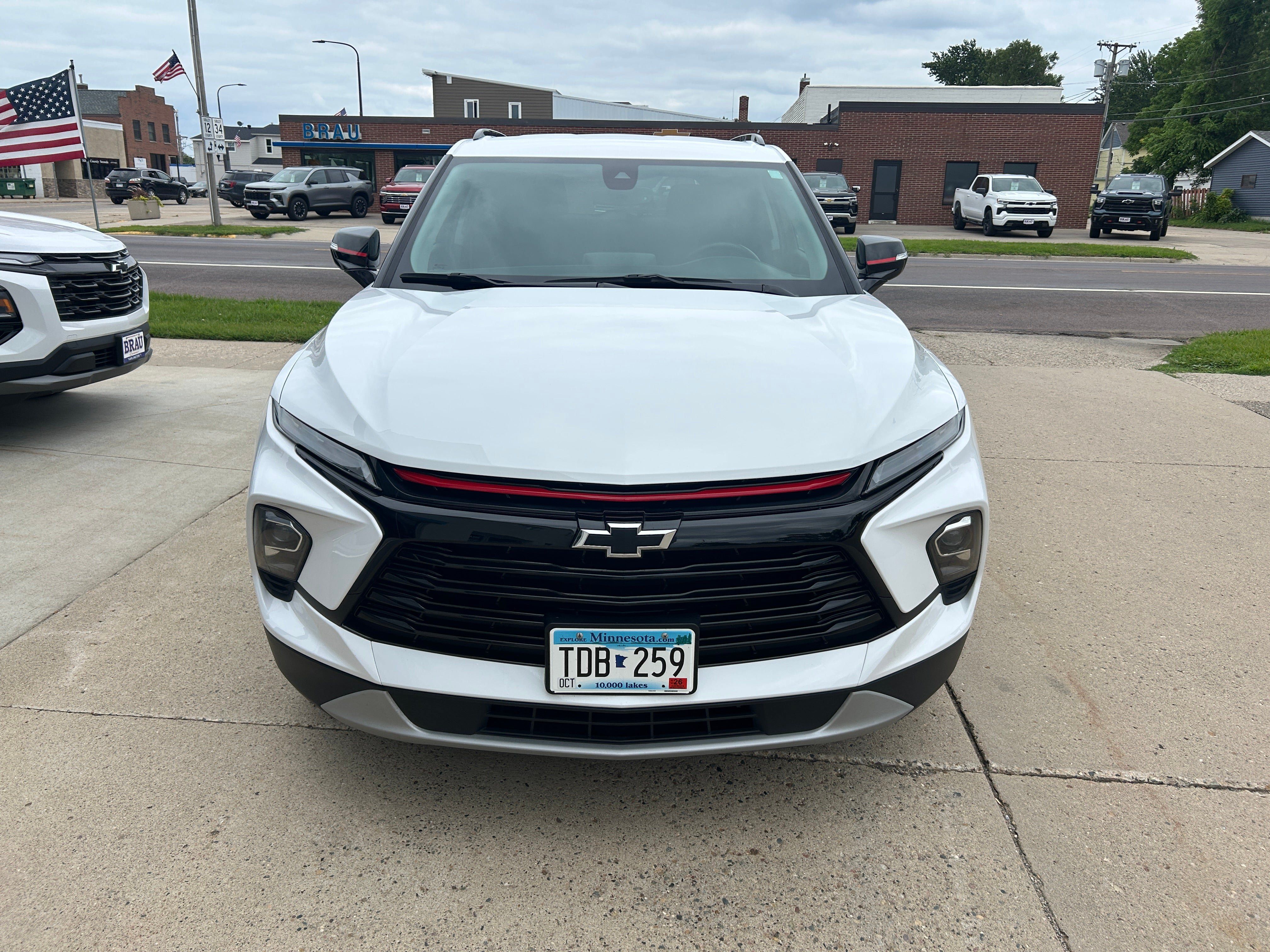 Used 2024 Chevrolet Blazer LT w/ Redline Edition AWD/4WD image 3