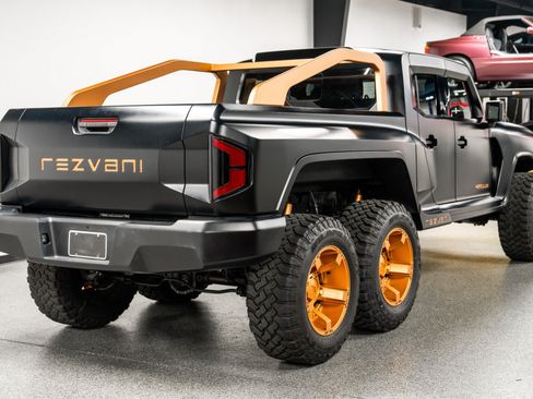 Used 2020 Jeep Gladiator Sport w/ Quick Order Package 24S AWD/4WD image 8