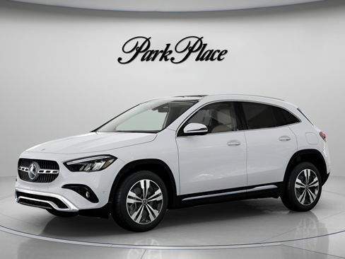 Used 2026 Mercedes-Benz GLA 250 image 2