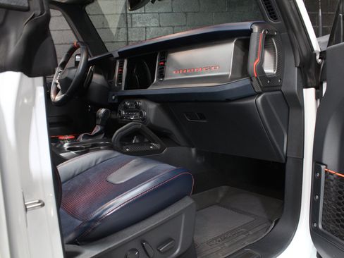 Used 2024 Ford Bronco Raptor w/ Interior Carbon Fiber Pack 6 AWD/4WD image 52