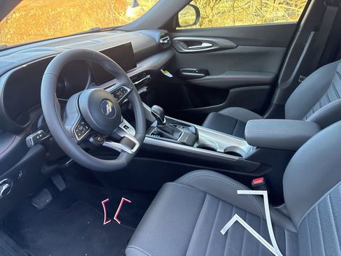 Used 2024 Dodge Hornet GT w/ GT Blacktop Package image 8