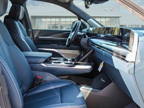 New 2025 Cadillac Escalade IQ Luxury 2 image 14