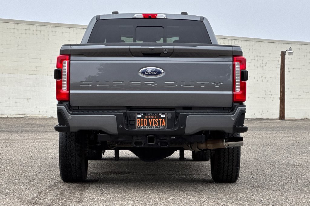 Used 2023 Ford F250 Lariat w/ Lariat Ultimate Package AWD/4WD image 5