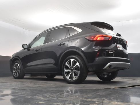 Used 2023 Ford Escape Platinum image 53