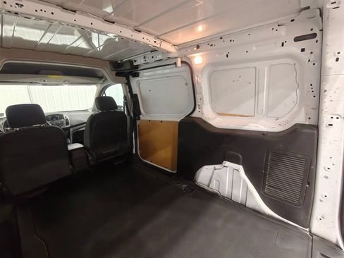 Used 2016 Ford Transit Connect XLT FWD image 32