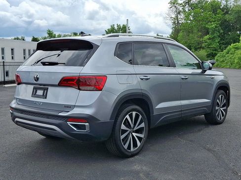 Used 2022 Volkswagen Taos SE AWD/4WD image 6