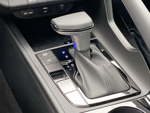 New 2025 Hyundai Elantra SEL image 13