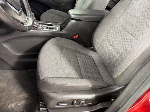 Used 2022 Chevrolet Equinox LT FWD image 12