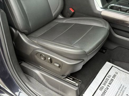 Used 2022 Chevrolet Silverado 1500 LTZ w/ Technology Package image 18