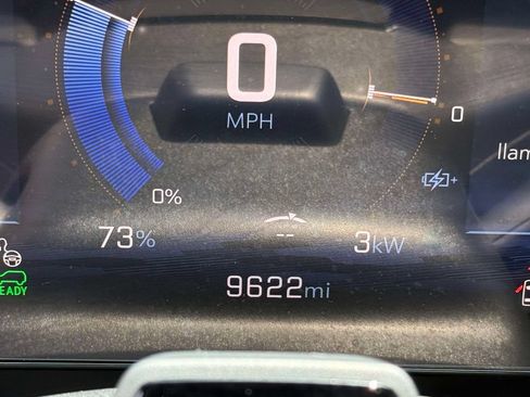 Used 2024 Chevrolet Equinox EV RS FWD image 5