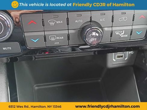 New 2026 Jeep Compass Latitude AWD/4WD image 14