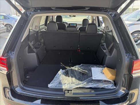 New 2026 Volkswagen Atlas SEL Premium R-Line AWD/4WD image 11
