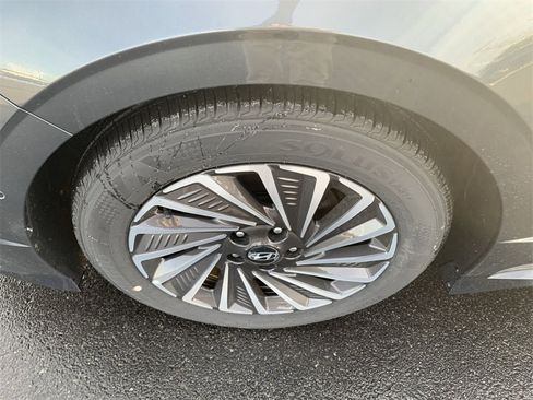 New 2026 Hyundai Sonata Limited image 10