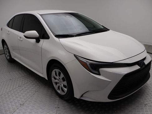 Certified 2023 Toyota Corolla LE image 6
