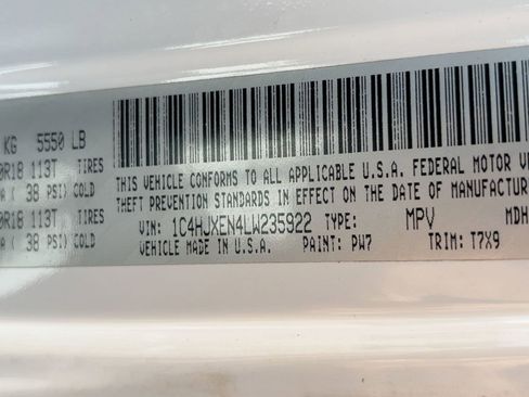 Used 2020 Jeep Wrangler Unlimited Sahara image 19