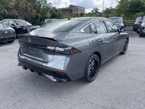 New 2026 Nissan Sentra SR w/ SR Premium Package FWD image 3