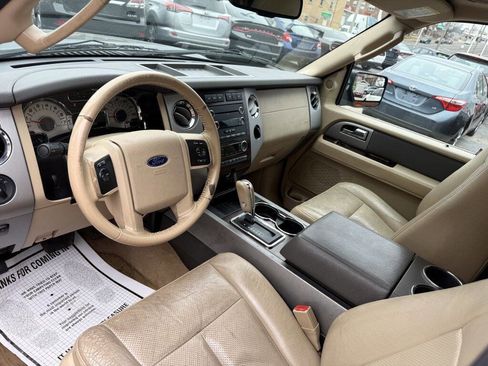 Used 2012 Ford Expedition XLT image 14