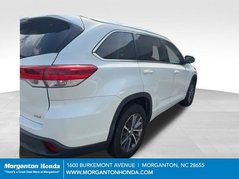 Used 2018 Toyota Highlander XLE FWD image 5