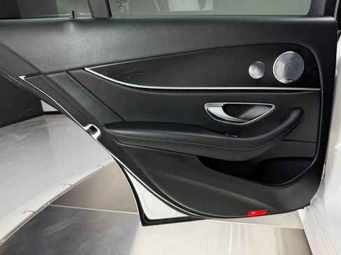 Used 2019 Mercedes-Benz E 300 image 16