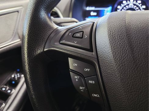 Used 2023 Ford Edge SE w/ Black Appearance Package AWD/4WD image 18