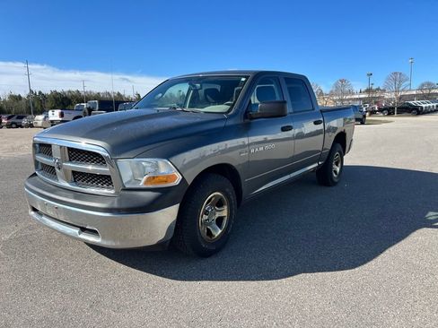Used 2012 RAM 1500 ST w/ SXT Appearance Group AWD/4WD image 2