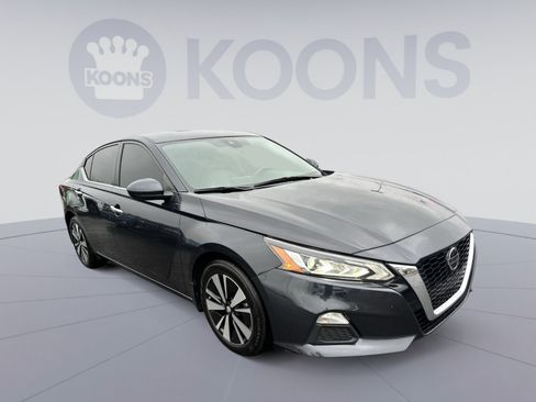 Used 2021 Nissan Altima 2.5 SV FWD image 18