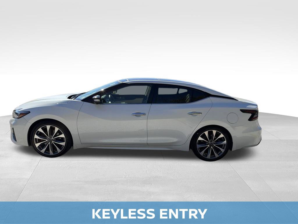 Used 2023 Nissan Maxima Platinum w/ Sport Mat Group FWD image 3