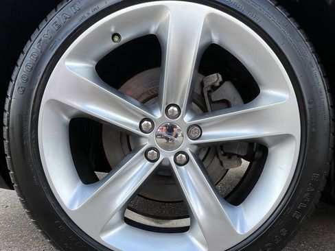 Used 2016 Dodge Challenger SXT w/ Super Sport Group (SS/T) RWD image 12