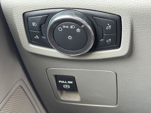 Used 2018 Ford F150 XLT AWD/4WD image 15