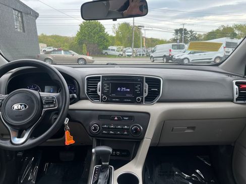 Used 2017 Kia Sportage LX AWD/4WD image 18